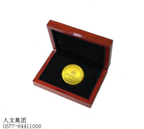 纯金纪念章009